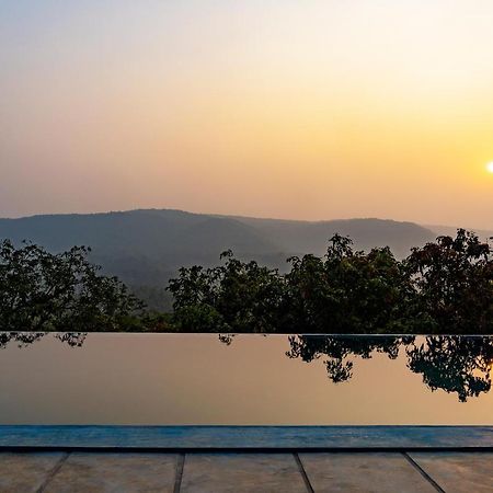 Lermitage Farms Kashid Alibaug Villa Екстериор снимка