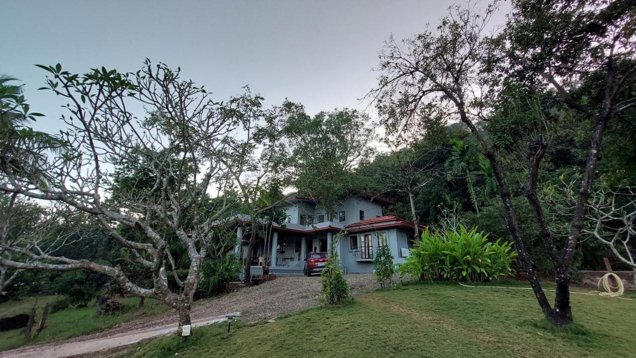 Lermitage Farms Kashid Alibaug Villa Екстериор снимка